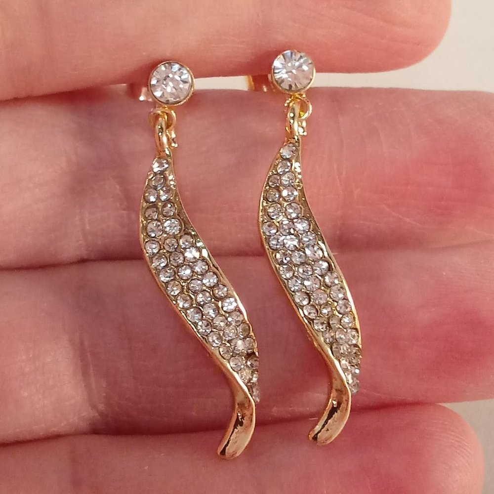 Gold Plated Crystal Leaf Swirl Drop Dangle Stud Earrings Women's Party Gift